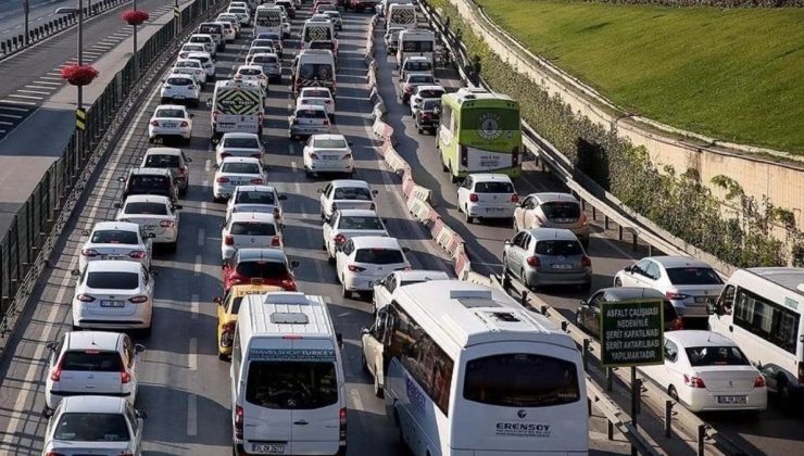 İstanbullular dikkat: Bugün bazı yollar trafiğe kapatıldı
